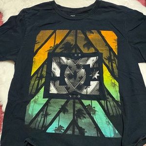 men’s DC tee